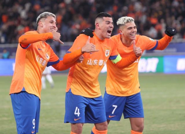 1709297027797023936.jpg 泰山4外援破门!克雷桑闪击卡扎处子球 亚冠靠他们