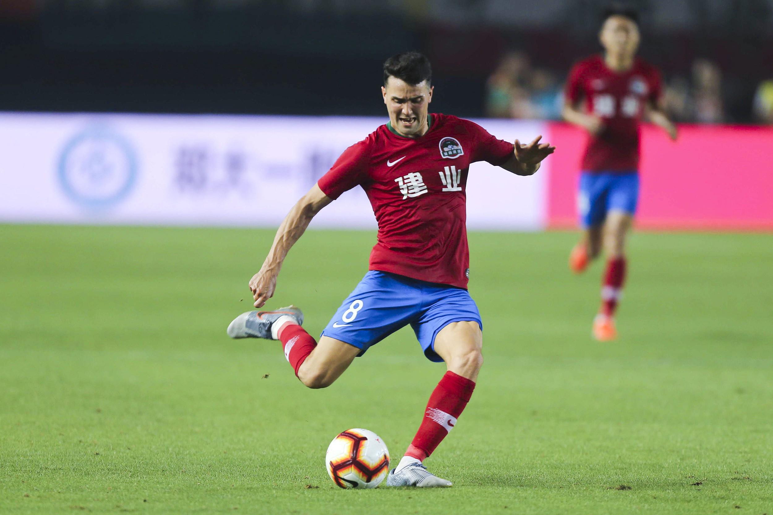 告别成都，周定洋在中国继续跑下去