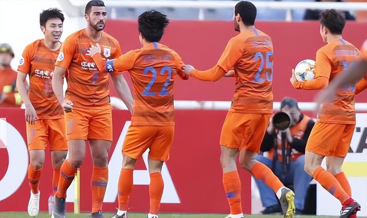 喜讯！鲁能久违的锋霸刚回到俱乐部就爆发，热身赛破门表现不俗