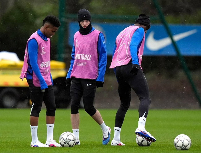 帕尔默恢复训练|帕尔默-布朗_新浪体育_新浪新闻